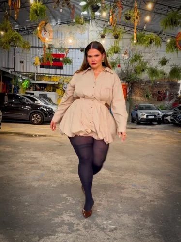 Thais Carla mostra corpo após perder 120 kg e fala sobre flacidez
