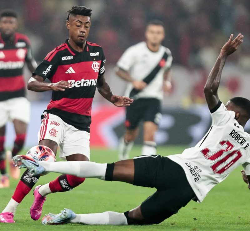 Vasco x Flamengo: quem vence mais no retrospecto histórico do clássico