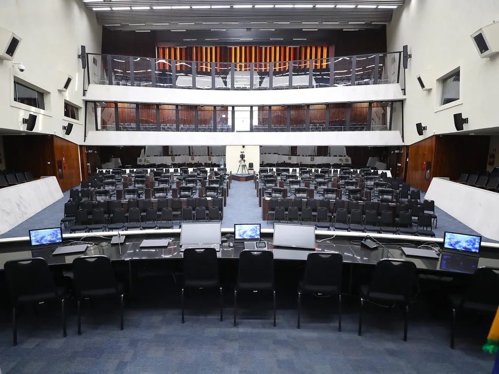 Veja quem são os 54 deputados estaduais que vão representar o Paraná na ALEP