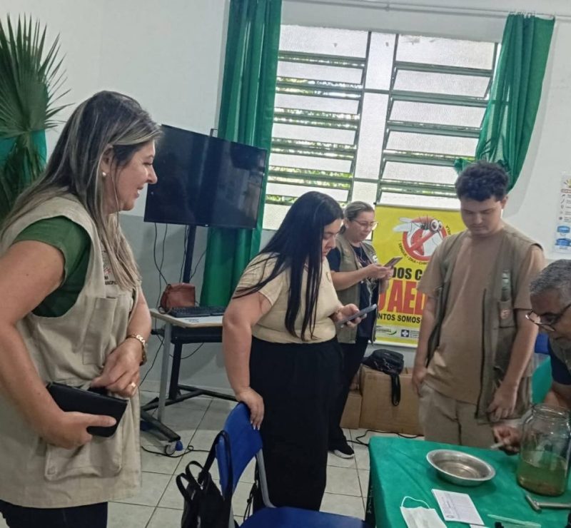 Antonina leva combate à dengue e repelente natural para feira escolar