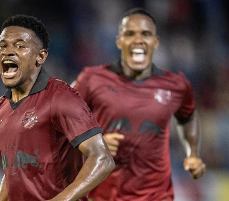 Bragantino bate Cruzeiro e Athletico goleia fora no Brasileirão